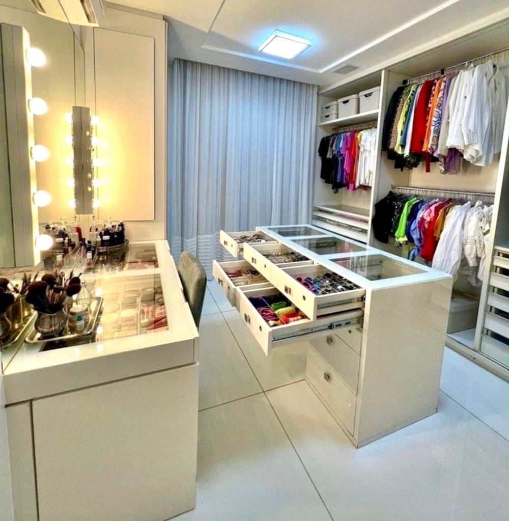 Dressing room with vanity and glass-top jewelry drawer